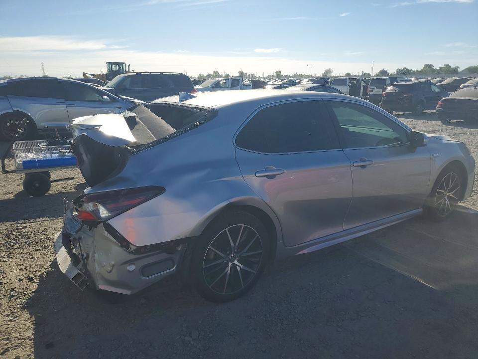 2021 Toyota Camry Hybrid se