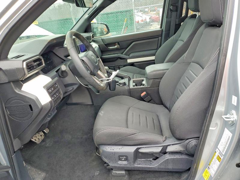 2024 Toyota Tacoma trd Sport hv