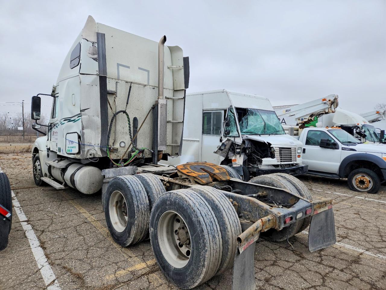 2010 Freightliner Columbia Semi Truck