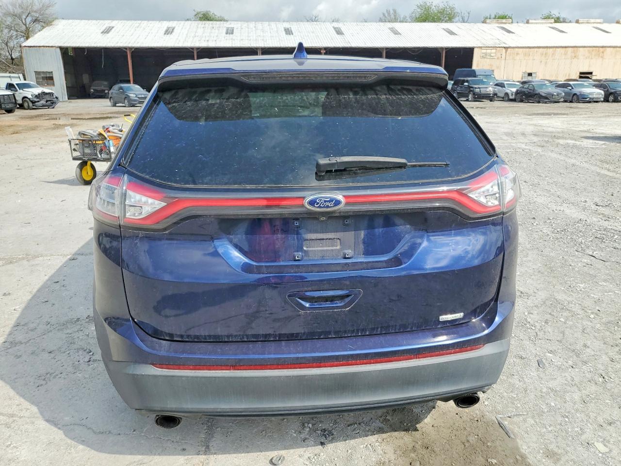 2016 Ford Edge se