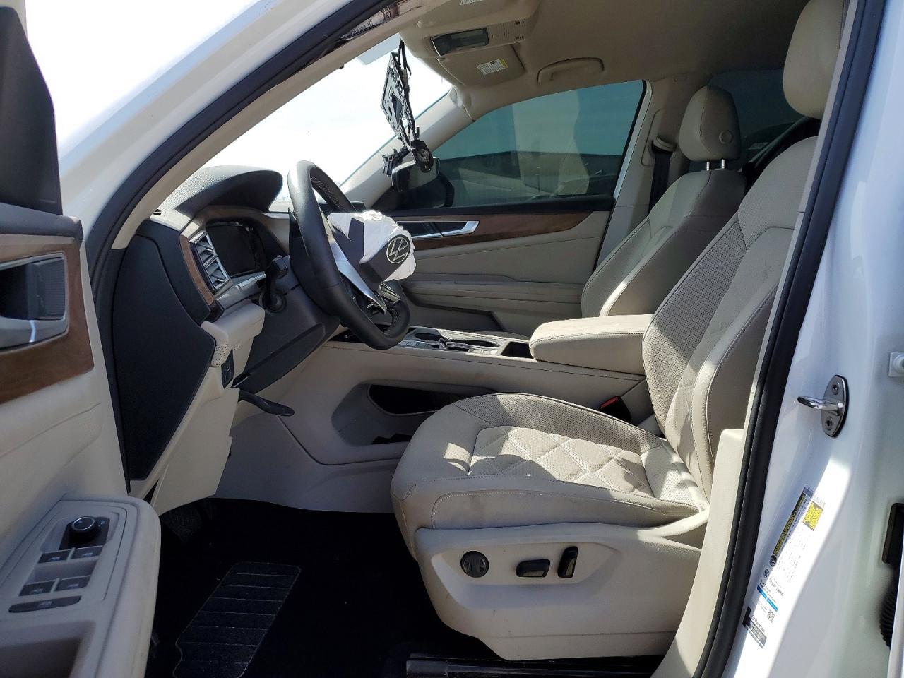 2025 Volkswagen Atlas se