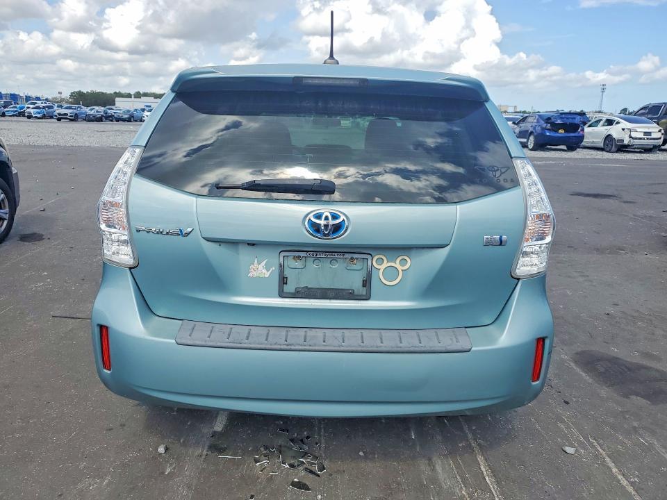 2014 Toyota Prius v Three