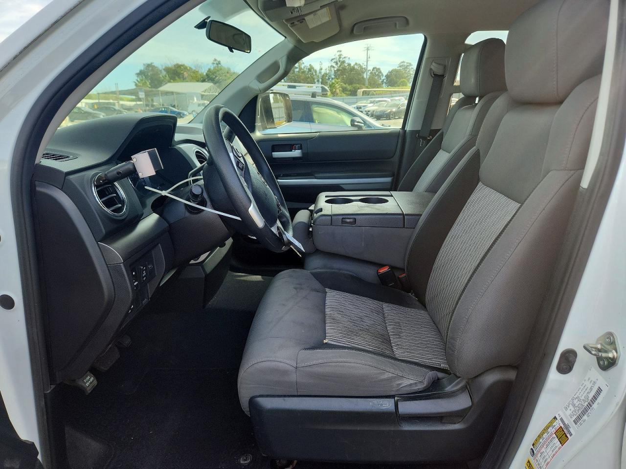 2014 Toyota Tundra SR5