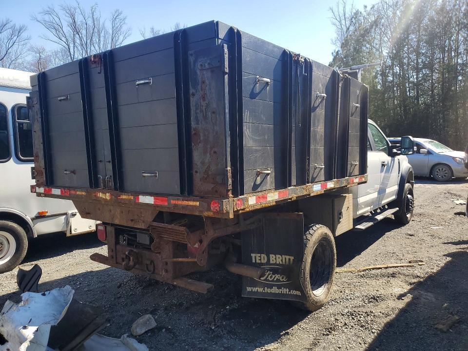 2018 Ford F450 Super Duty Flatbed Truck