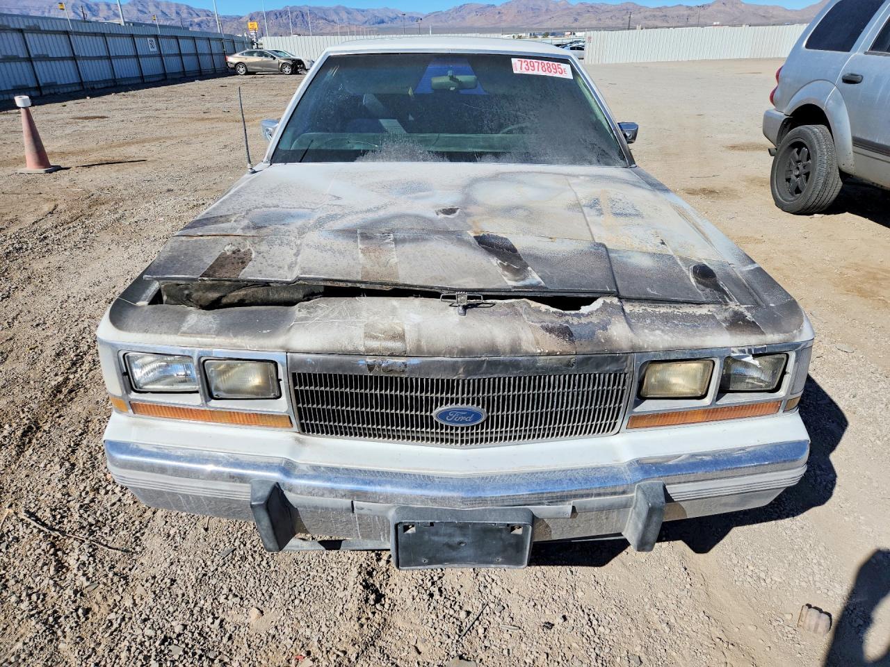 1989 Ford Crown Victoria