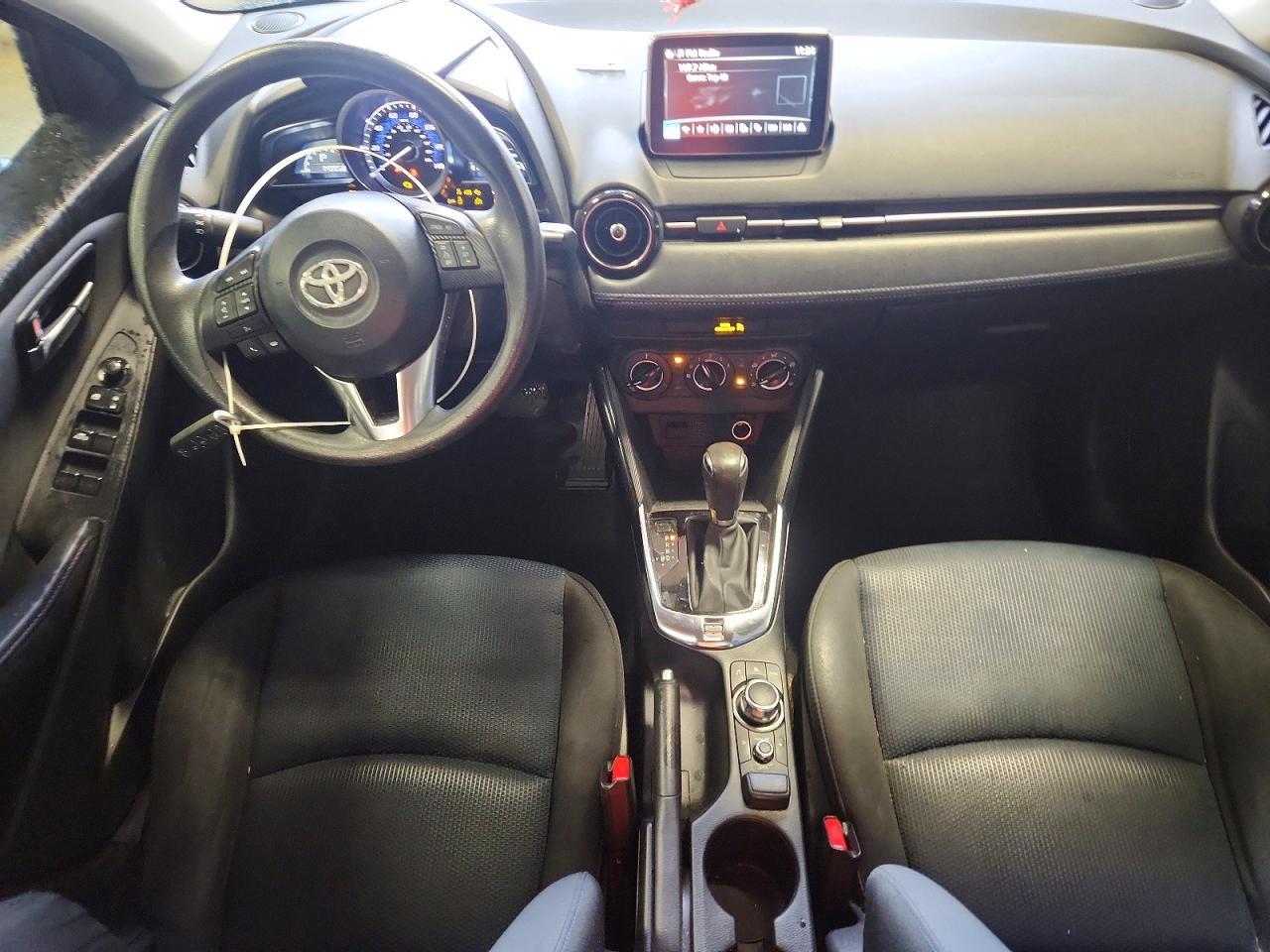 2018 Toyota Yaris ia Base