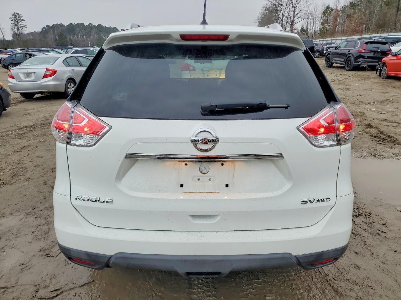 2016 Nissan Rogue sv