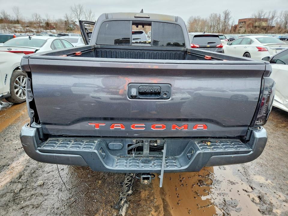 2016 Toyota Tacoma TRD Sport