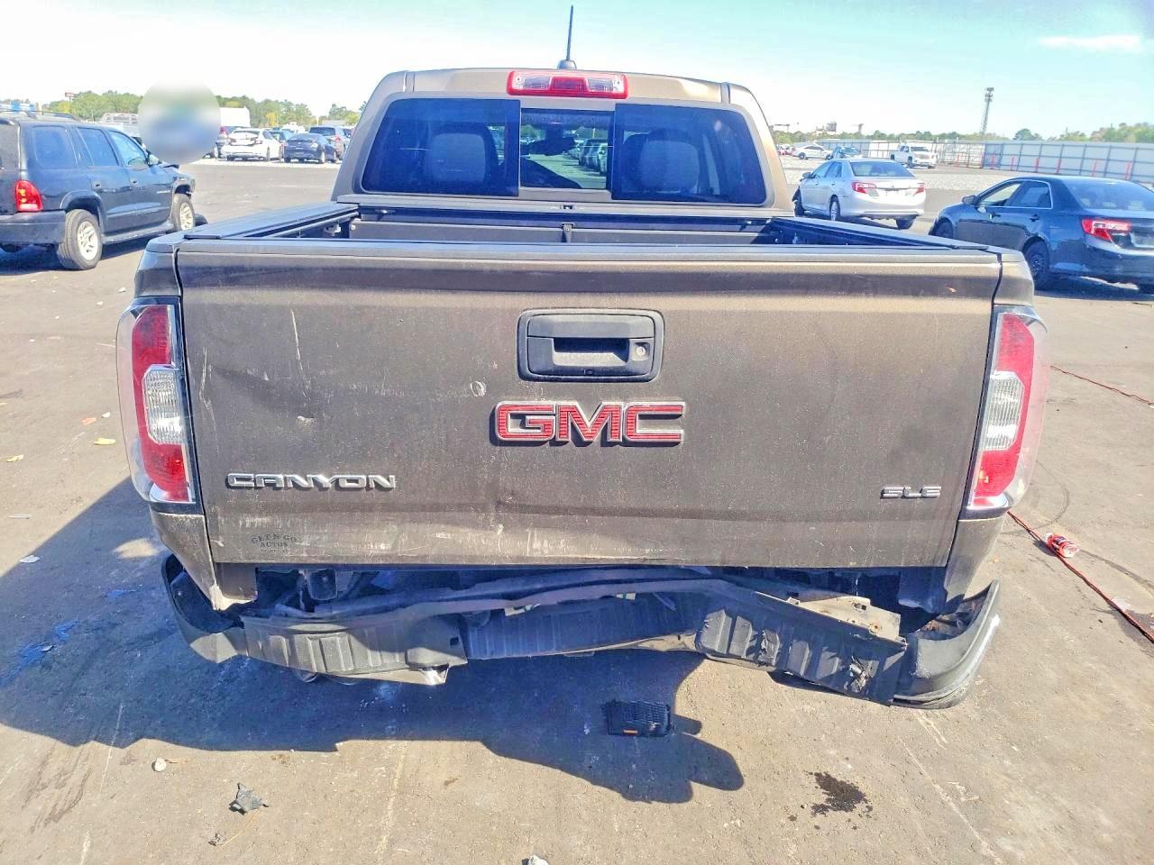 2016 GMC Canyon SLE