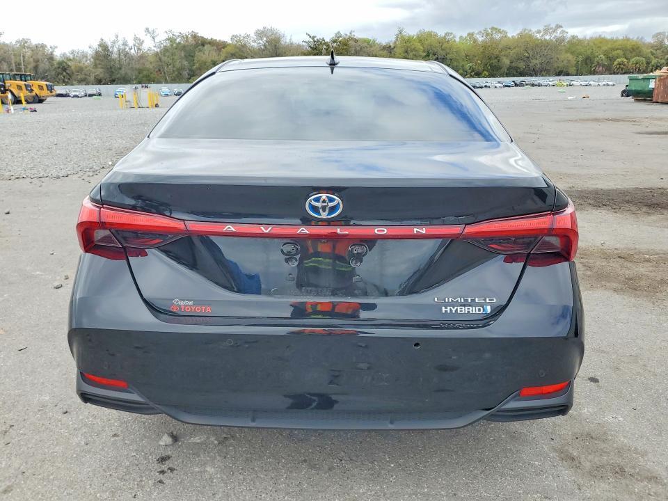 2020 Toyota Avalon Hybrid Limited