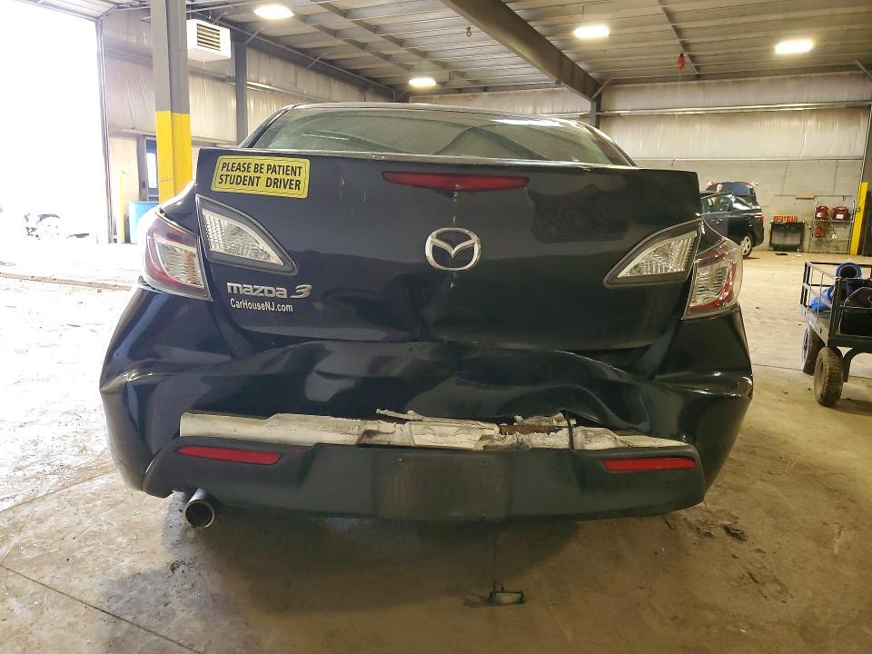 2010 Mazda 3 I