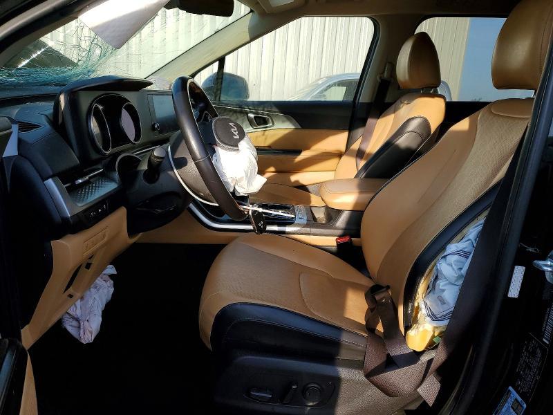 2022 KIA Carnival lx