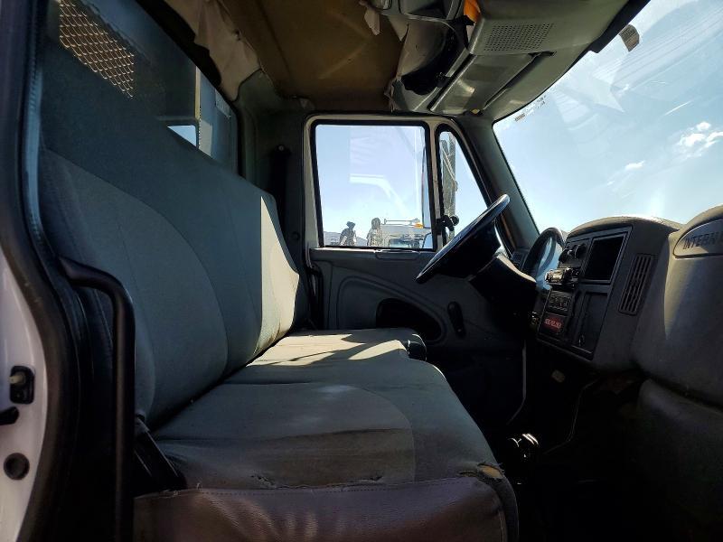 2007 International 4300 Flatbed Truck
