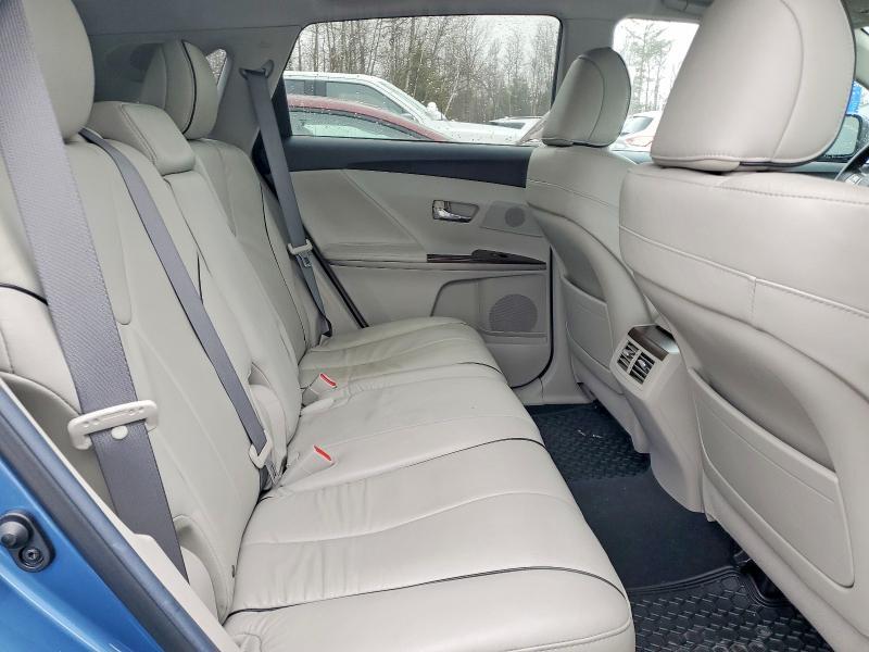 2011 Toyota Venza awd V6
