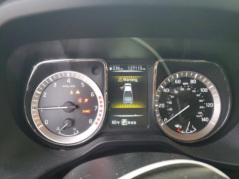 2017 Nissan Titan SV