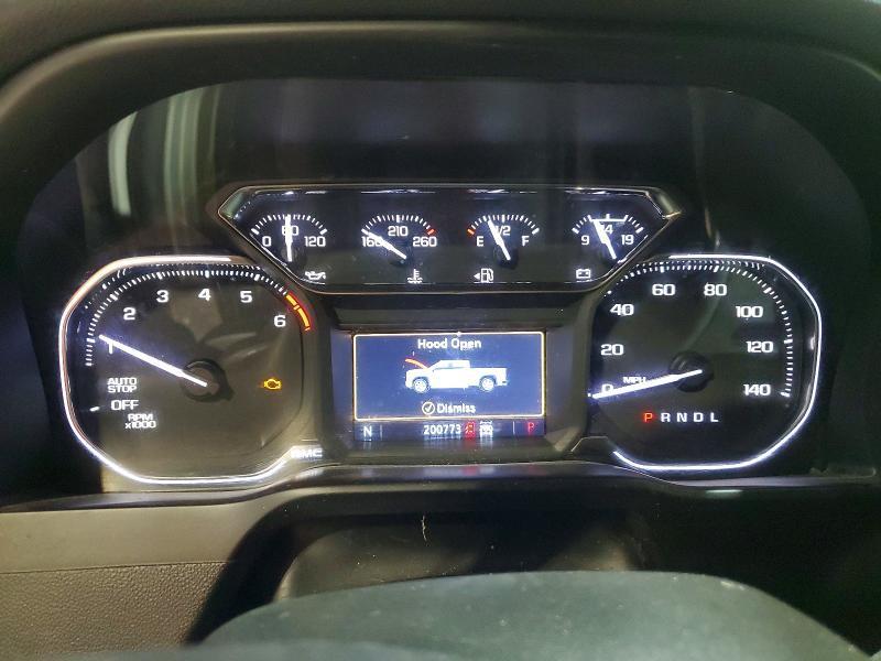 2020 GMC Sierra K1500 slt