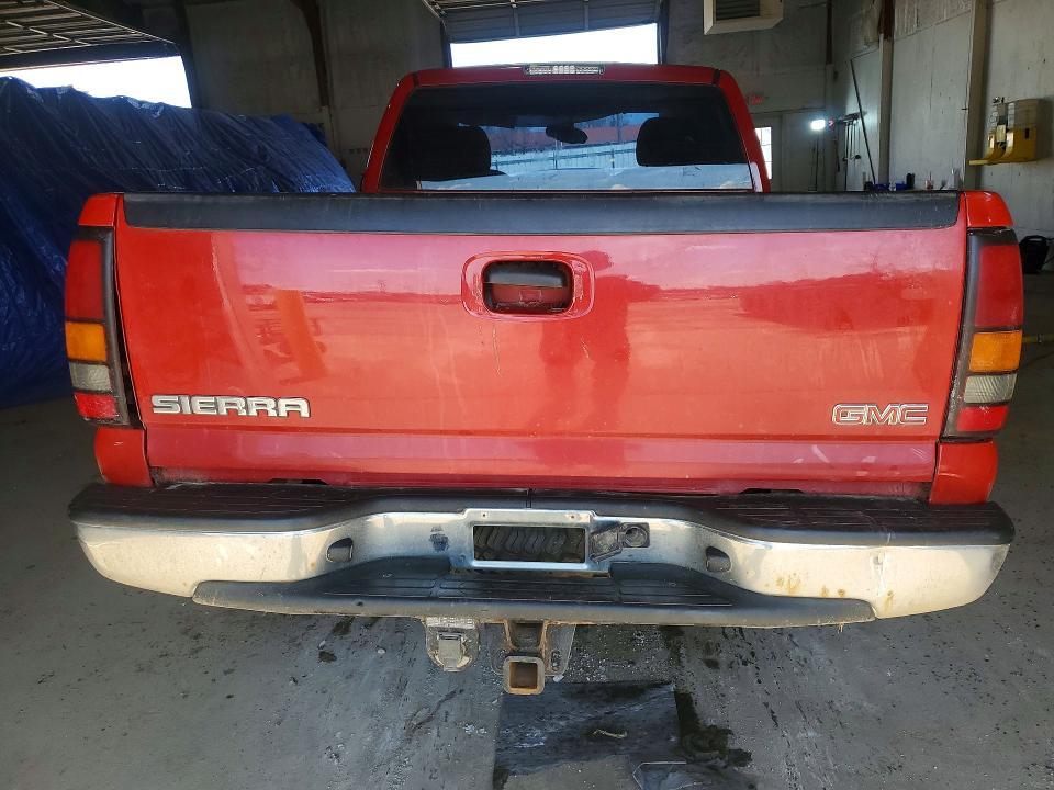 2004 GMC Sierra
