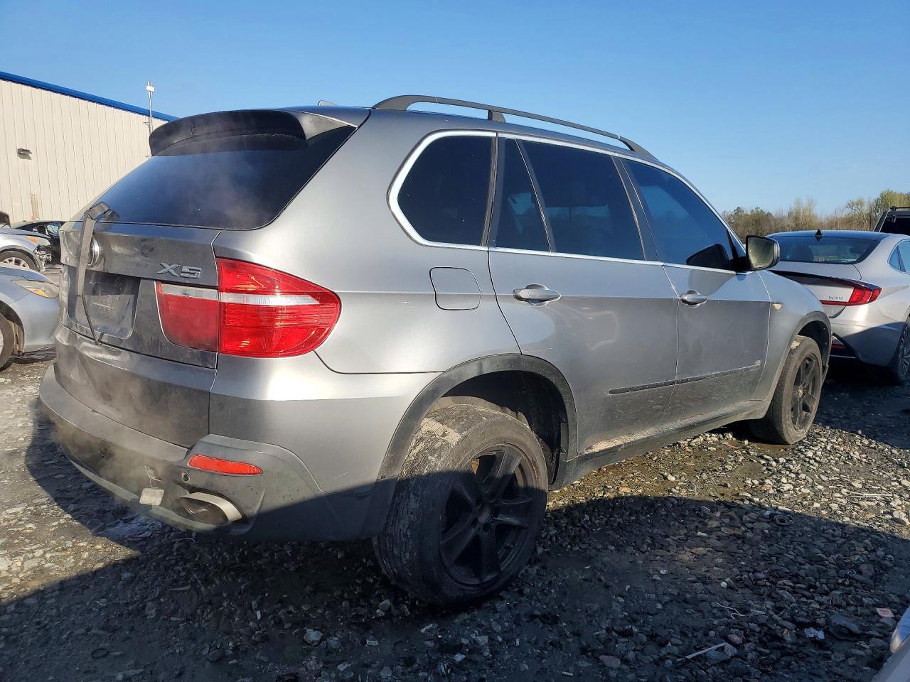 2007 BMW X5 4.8i