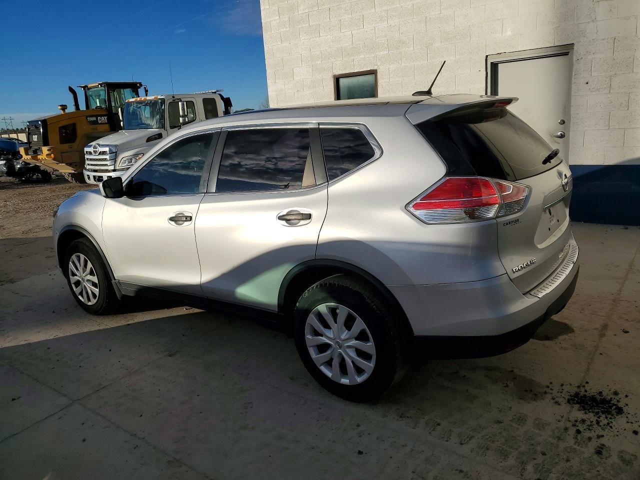2016 Niss Rogue s