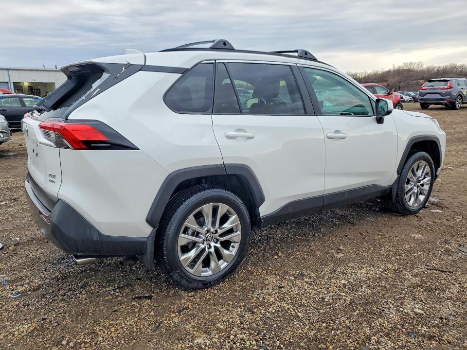 2024 Toyota Rav4 xle Premium