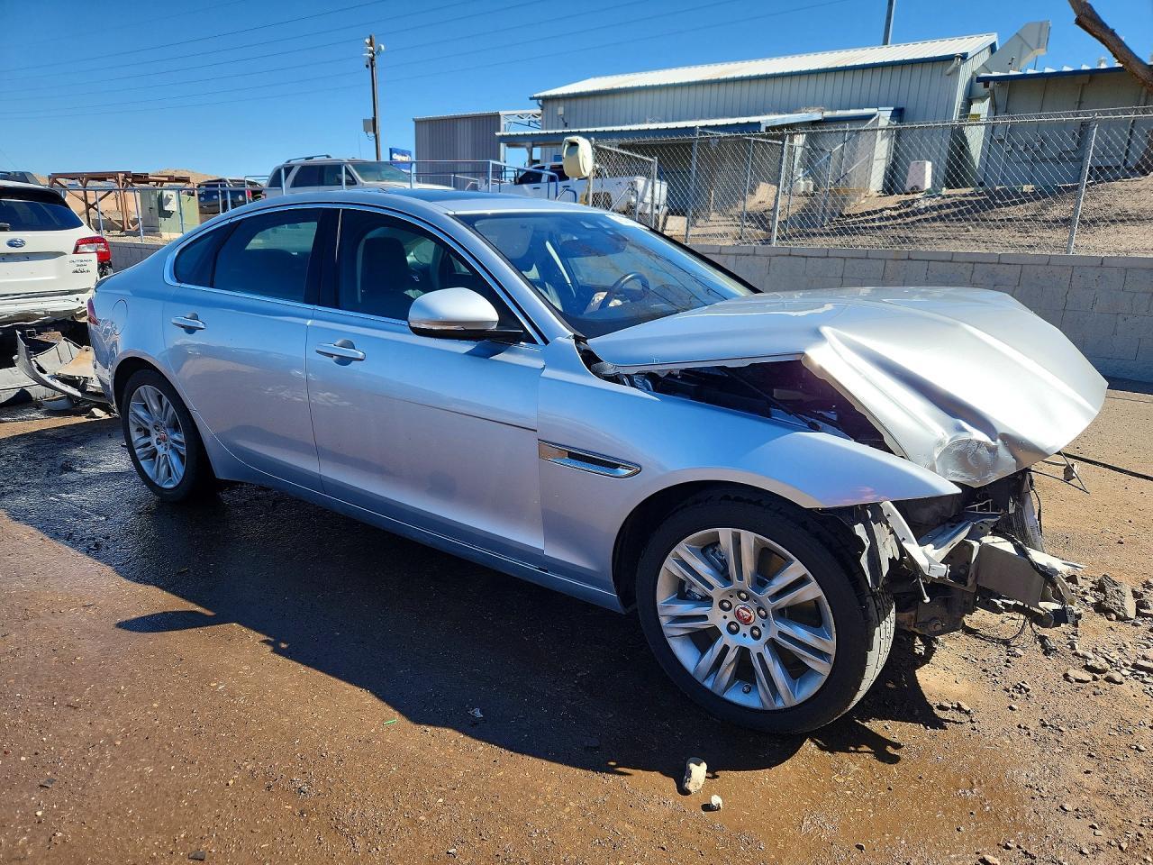 2016 Jaguar Xf Premium