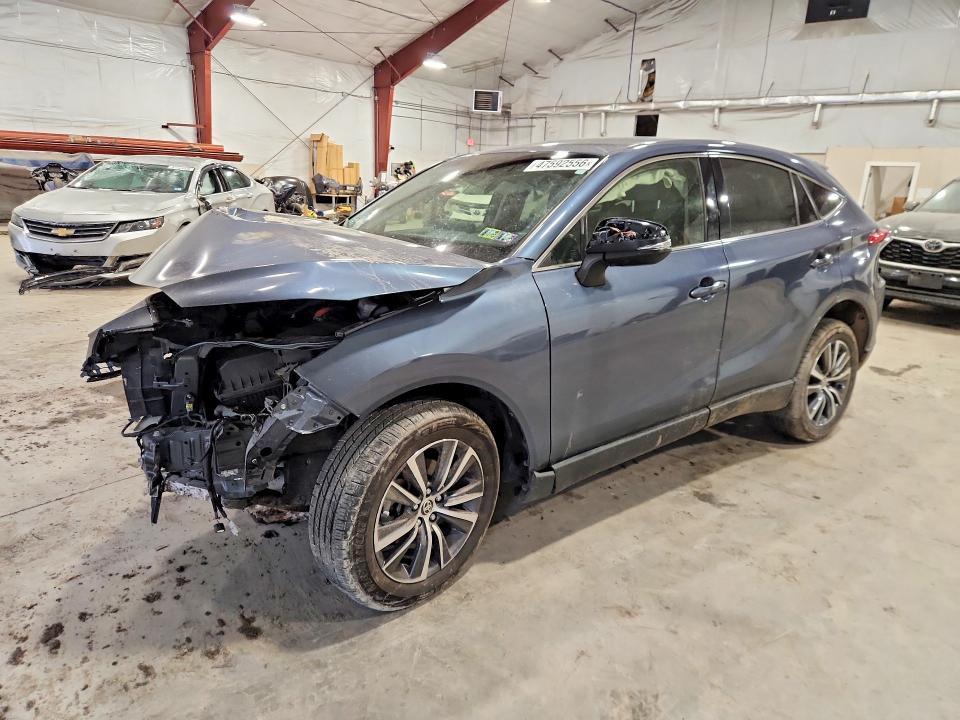 2022 Toyota Venza le