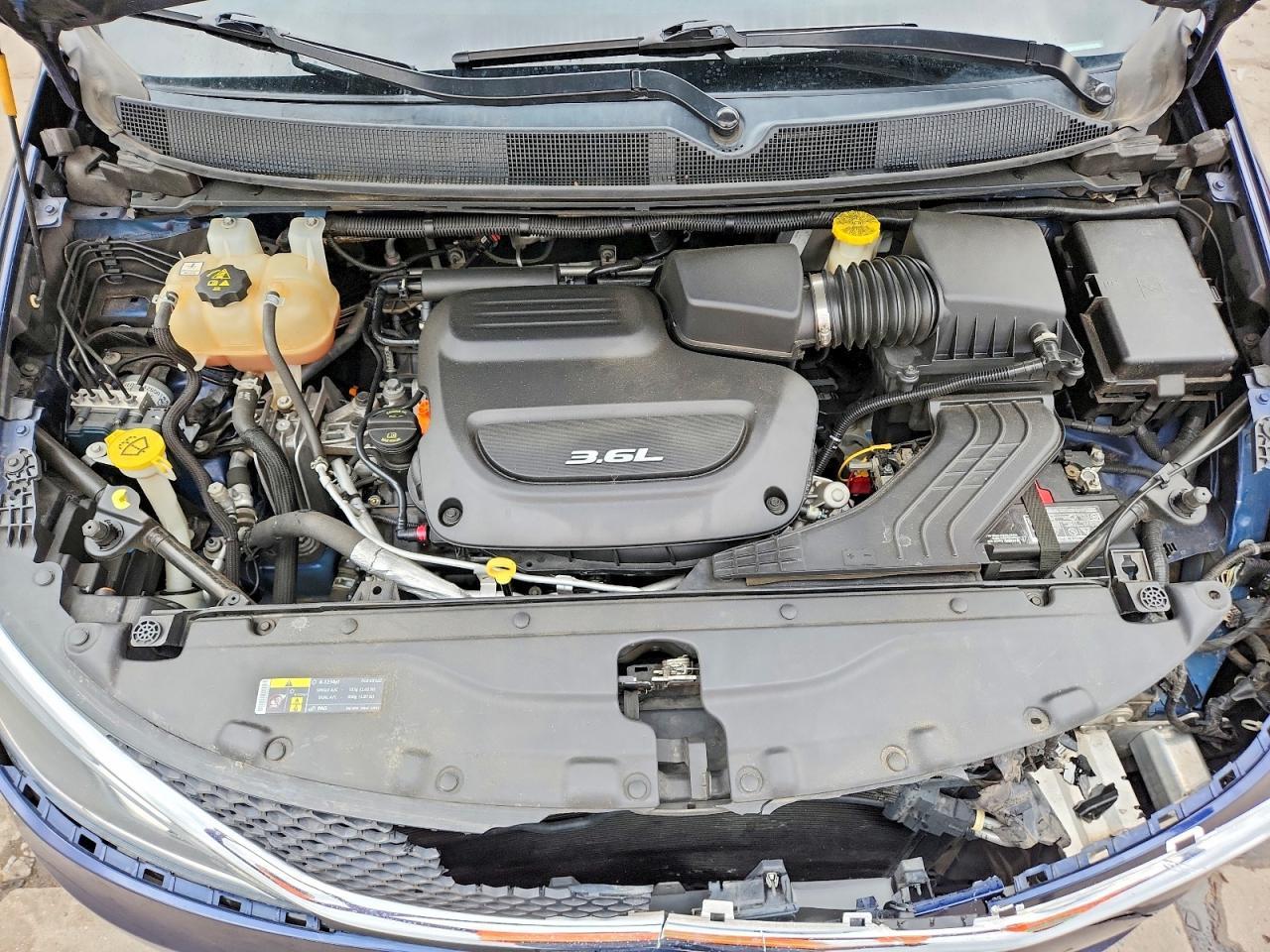 2017 Chrysler Pacifica Touring l