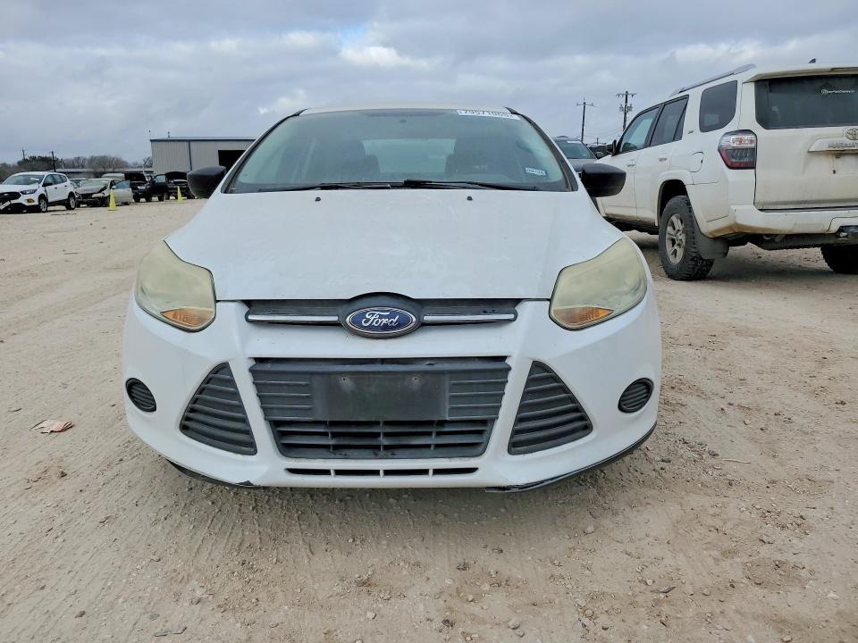 2014 Ford Focus s