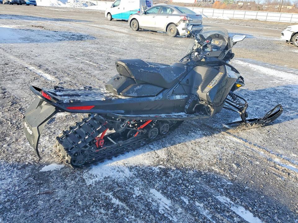 2022 Skidoo Renegade Unknown