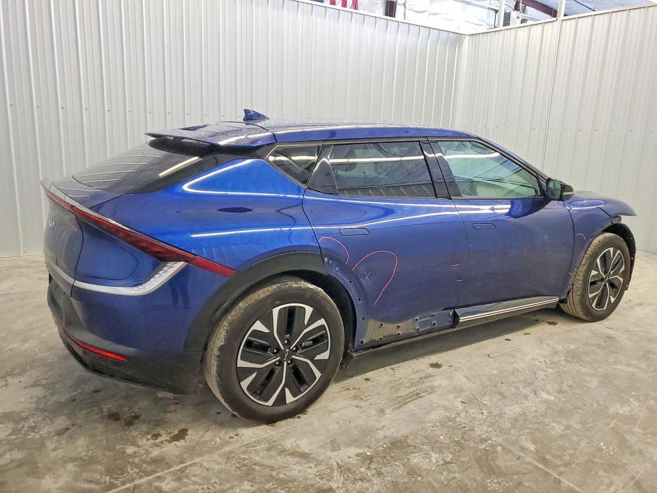 2023 KIA EV6 Wind