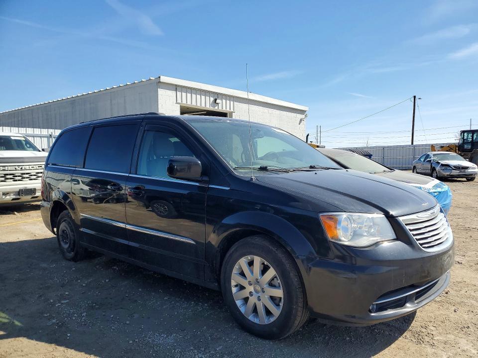 2016 Chrysler Town & Country Touring