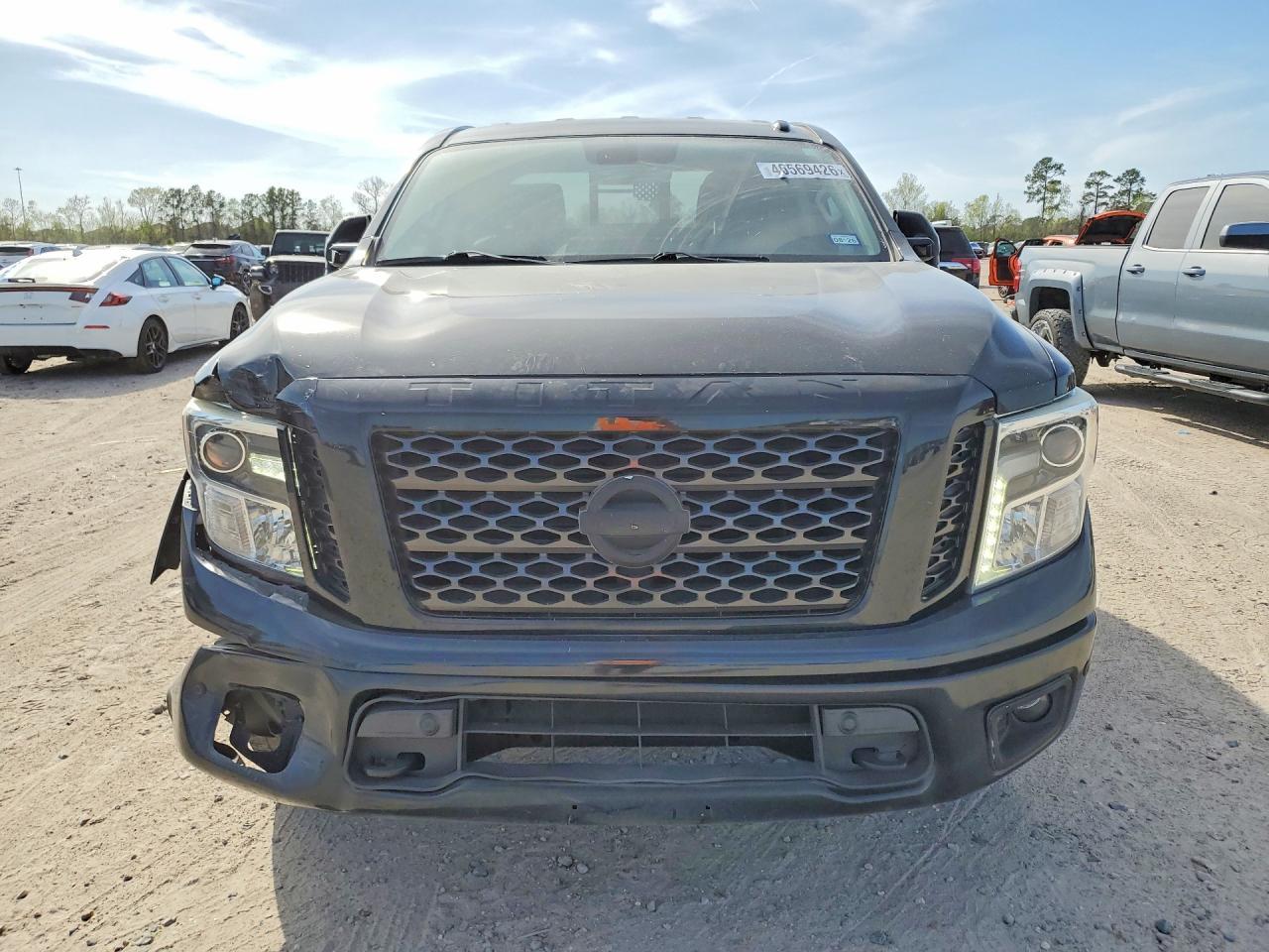 2018 Nissan Titan PRO-4X