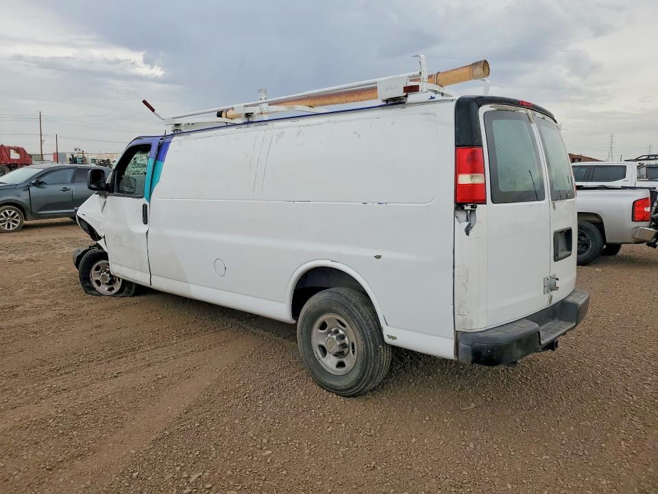 2013 Chev Express G2500