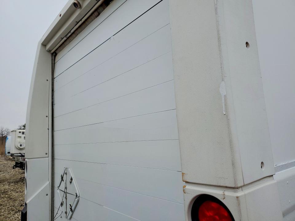 2013 Isuzu NPR Delivery Truck