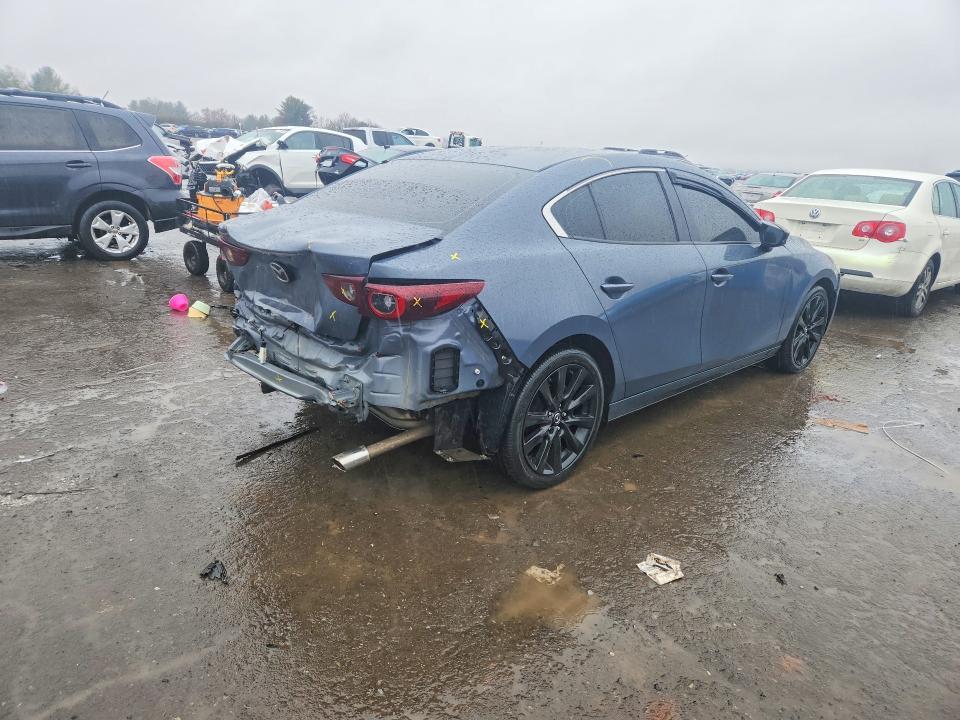 2022 Mazda 3 Preferred