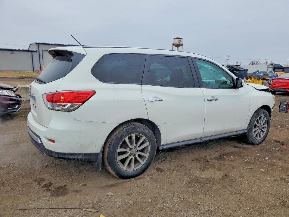 2014 Nissan Pathfinder s