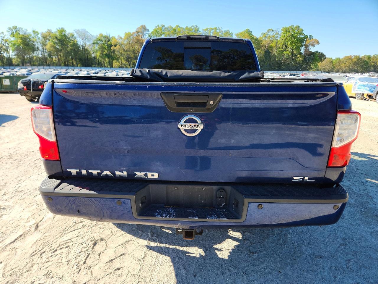 2016 Nissan Titan XD SL