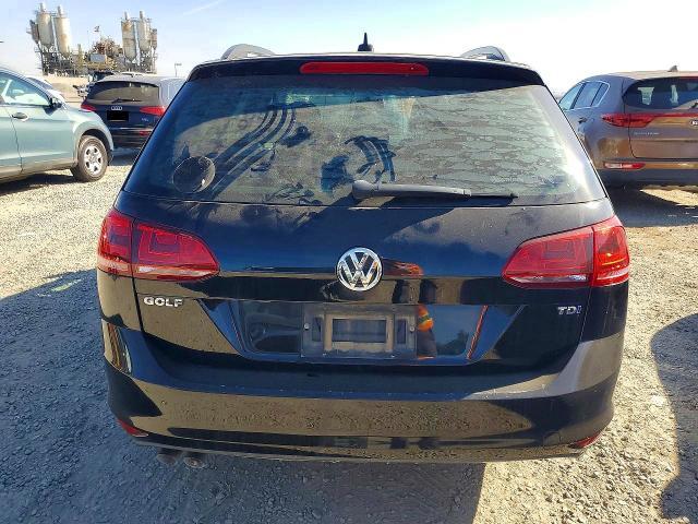 2015 Volkswagen Golf Sportwagen tdi s