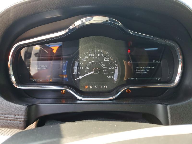 2016 Lincoln Townhouse MKT