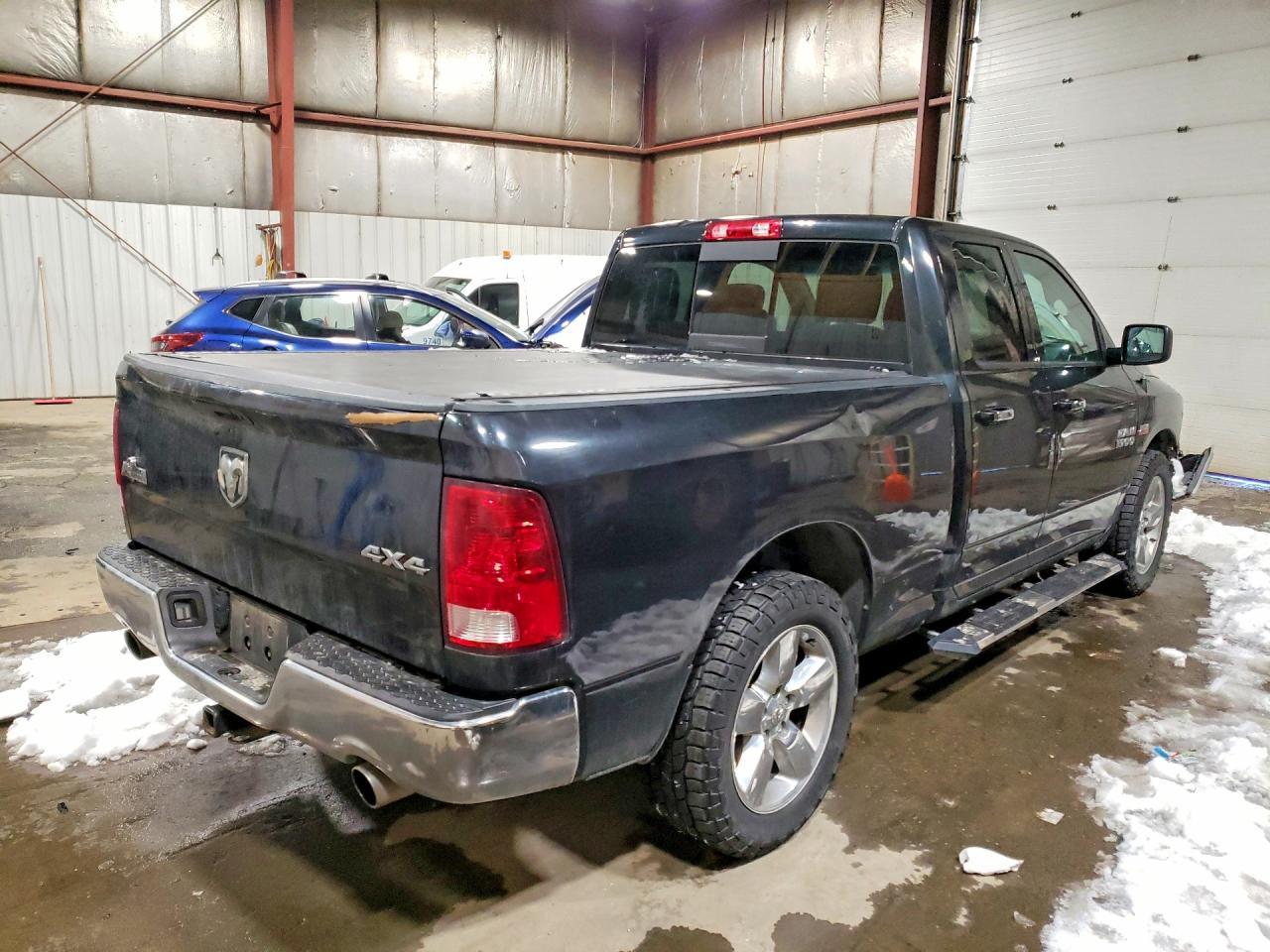 2016 Ram Trucks 1500 SLT