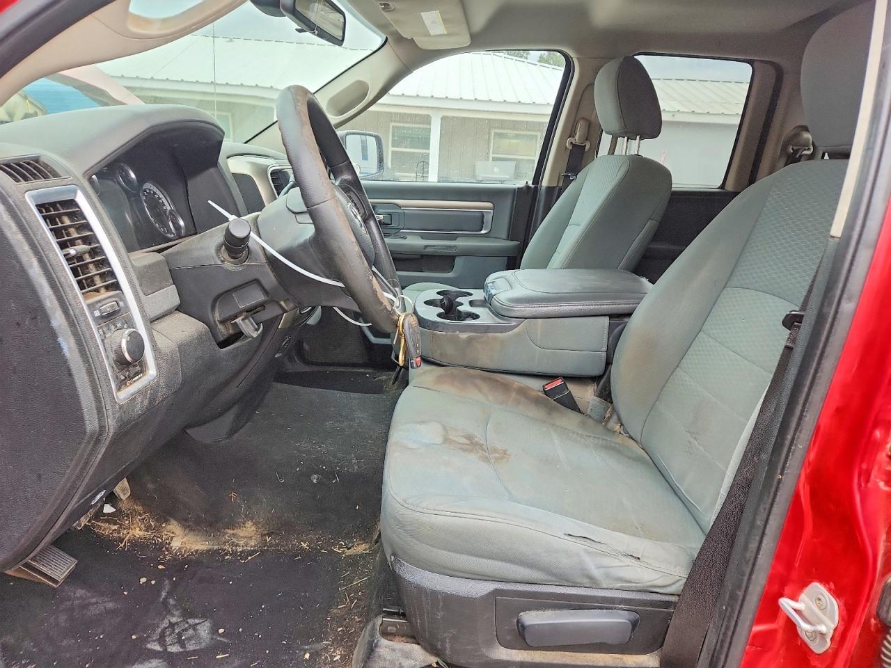 2013 Dodge RAM 1500 SLT