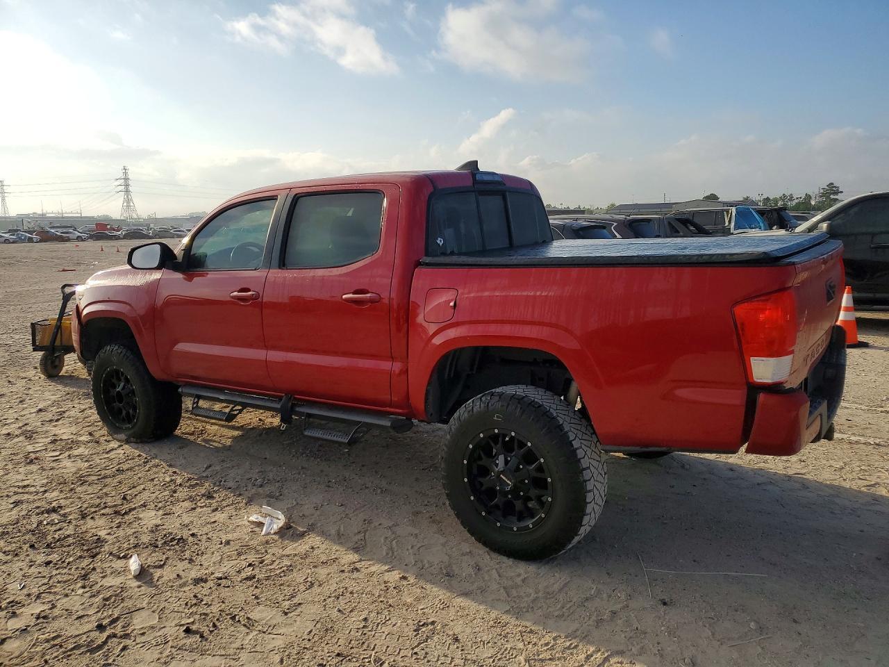 2016 Toyota Tacoma SR