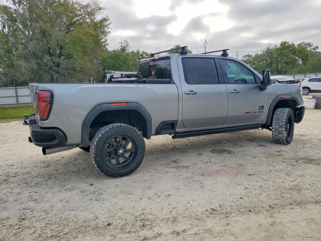 2024 GMC Sierra K2500 AT4X