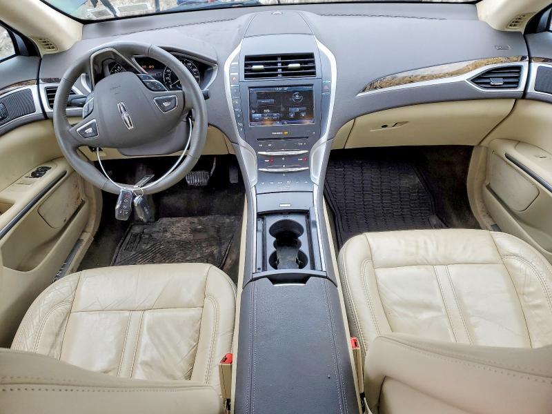 2014 Lincoln Townhouse MKZ