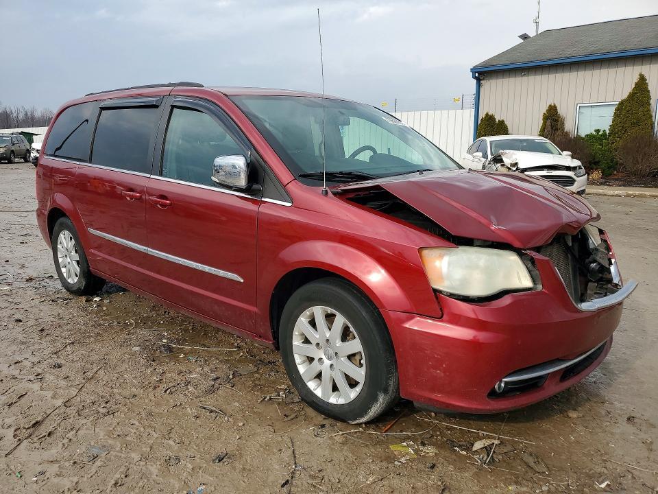 2012 Chrysler Town & Country Touring l