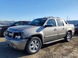 Salvage trucks for sale at Cedar Rapids, IA auction: 2007 Chevrolet Avalanche K1500