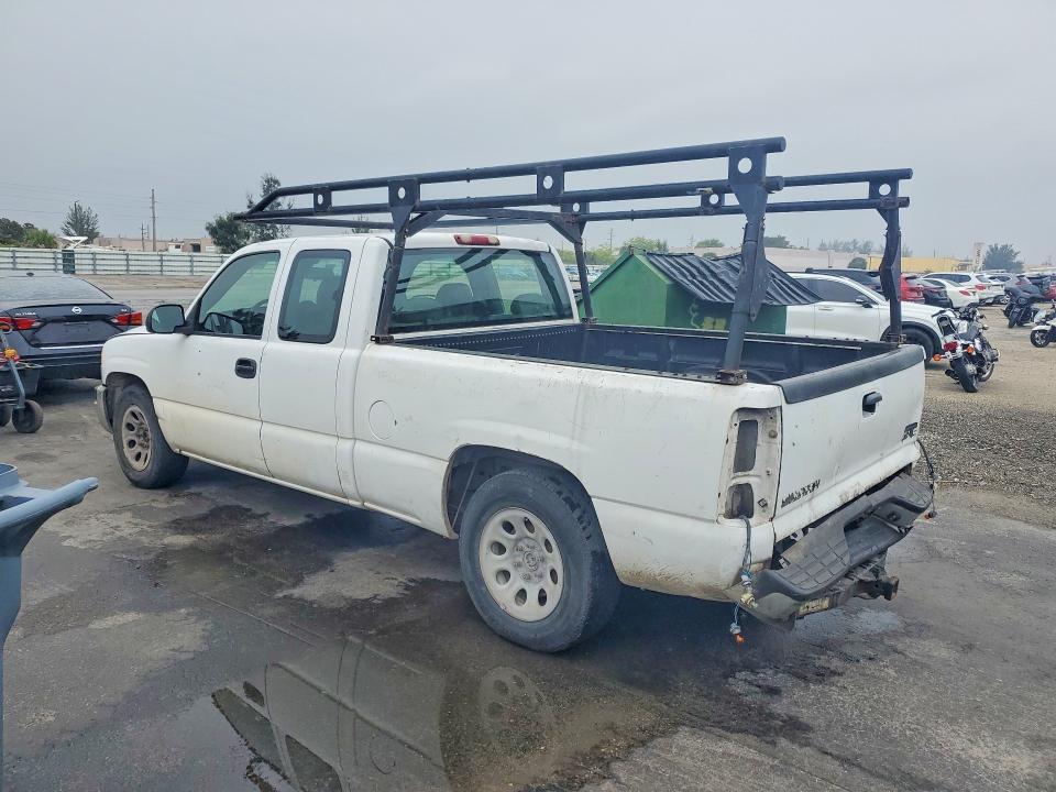 2005 GMC New Sierra C1500