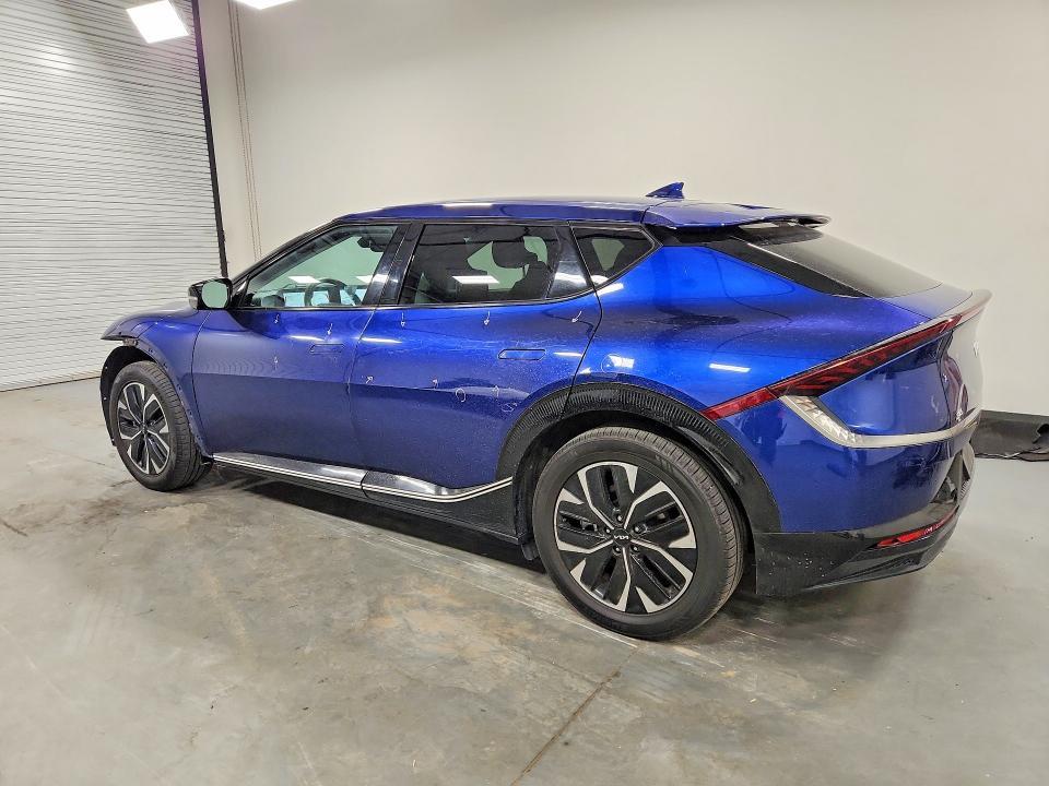 2023 KIA EV6 Wind
