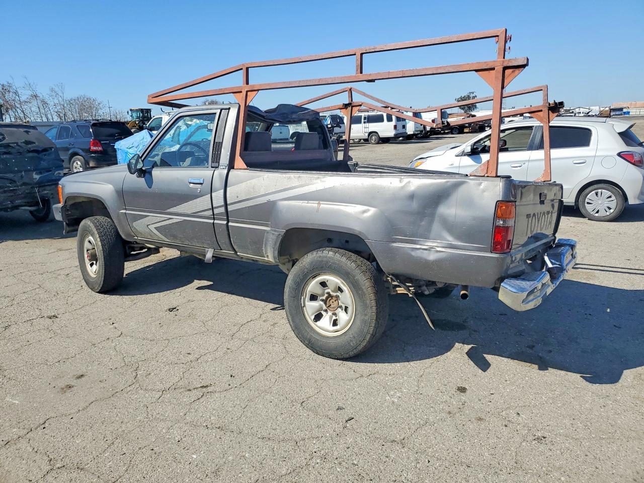 1988 Toyota Pickup Base
