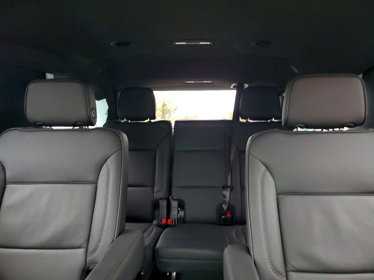 2025 GMC Yukon Denali 4WD 6.2l V8